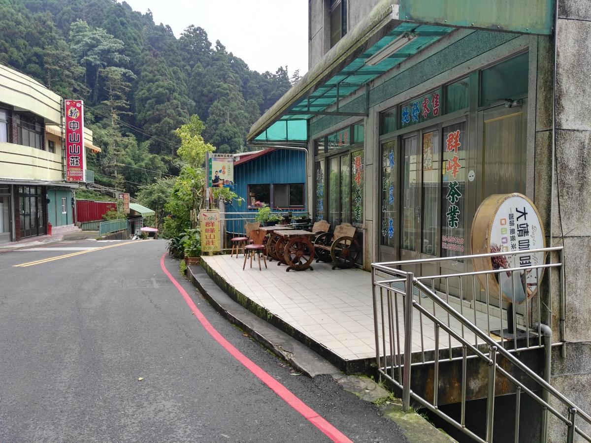 Qun Feng Hotel Fenchihu Extérieur photo